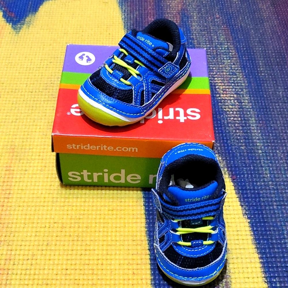 Baby shoes
